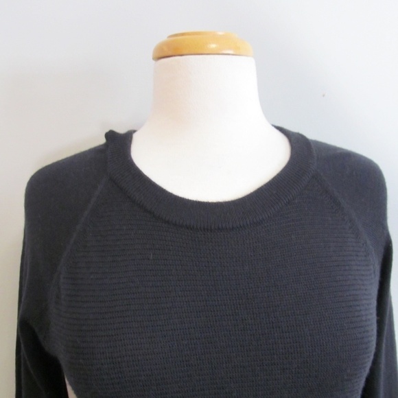 Lululemon Lightweight Boolux Sweater Black Women Size 4- 6? - Picture 4 of 11